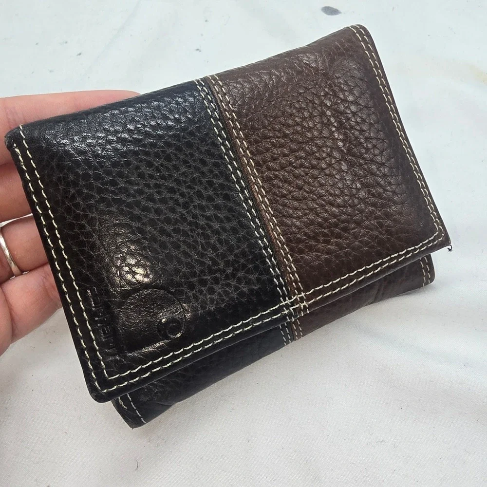 Carhartt Pebble Grain Trifold Wallet Men OS Black Brown Leather Rugged Workwear